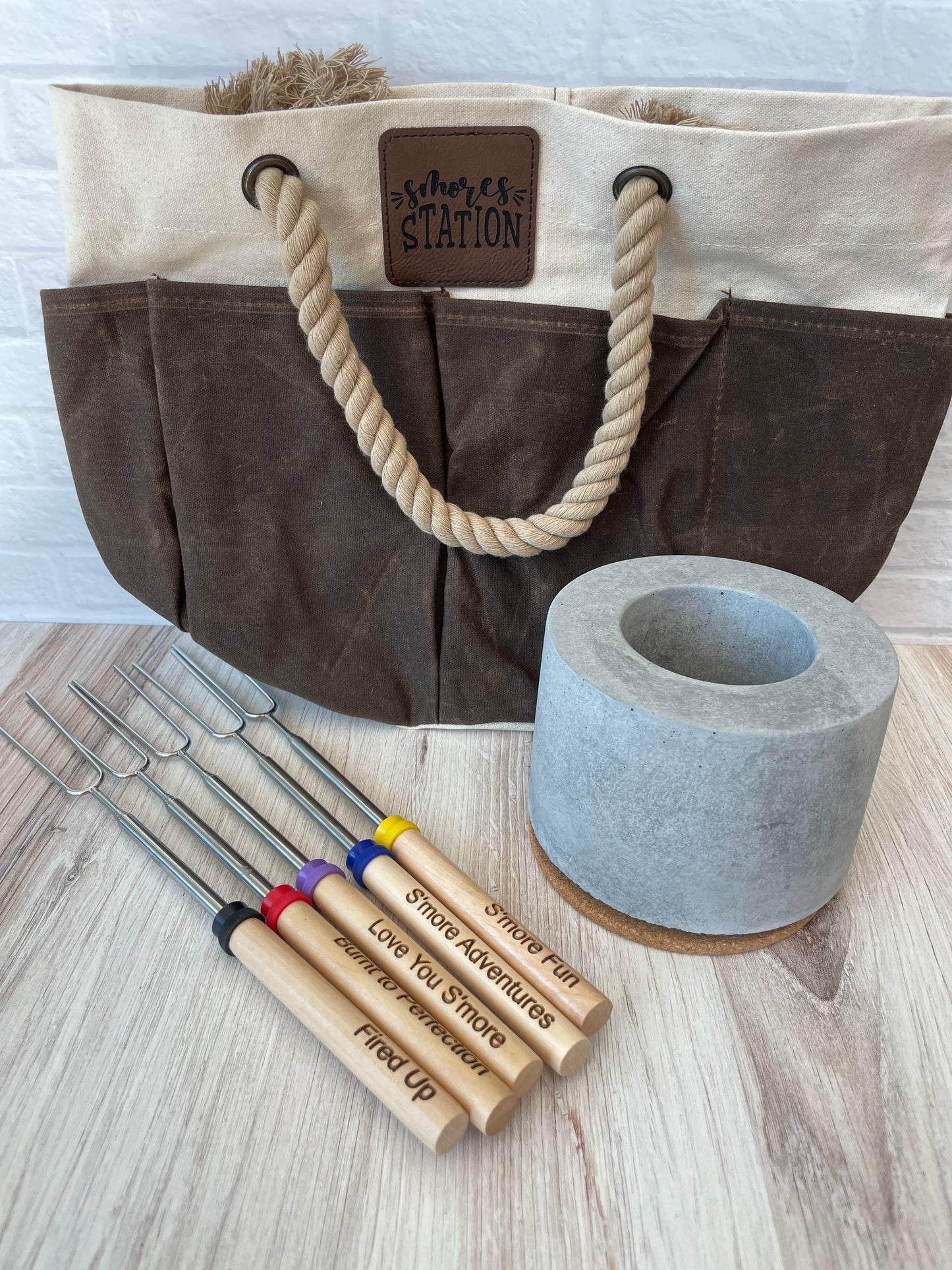 S'mores Station Bag w/ Round Fire Pit Bundle