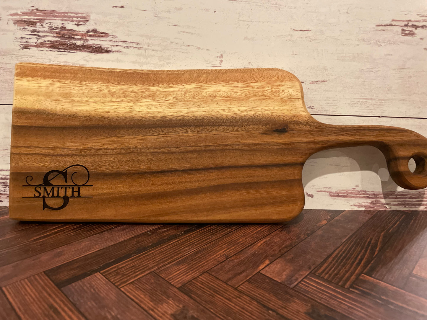 Medium Handled Charcuterie Board